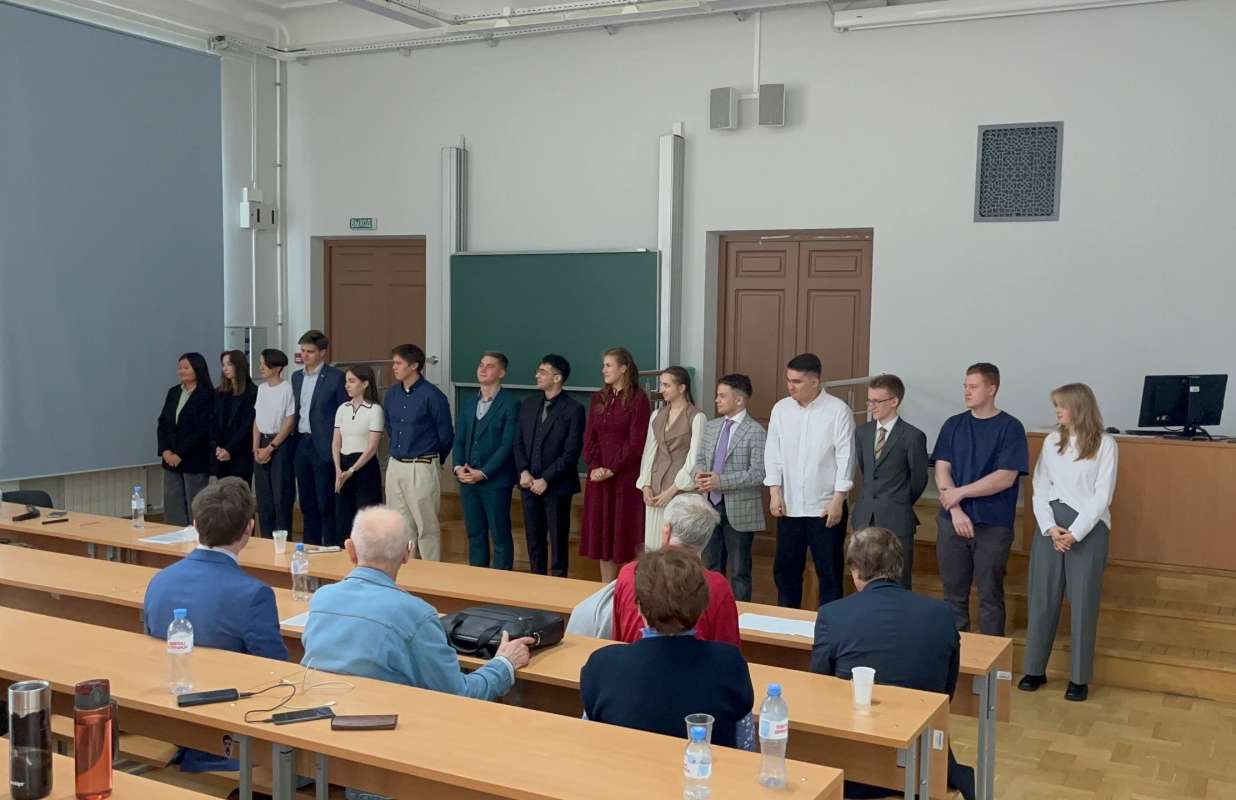В ВШМиПУ прошли защиты бакалаврских работ и магистерских диссертаций